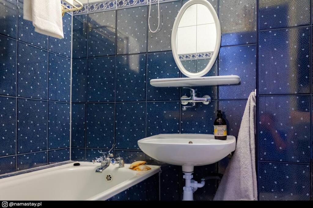 Spacious Retro Flat Close To National Stadium Варшава Екстер'єр фото